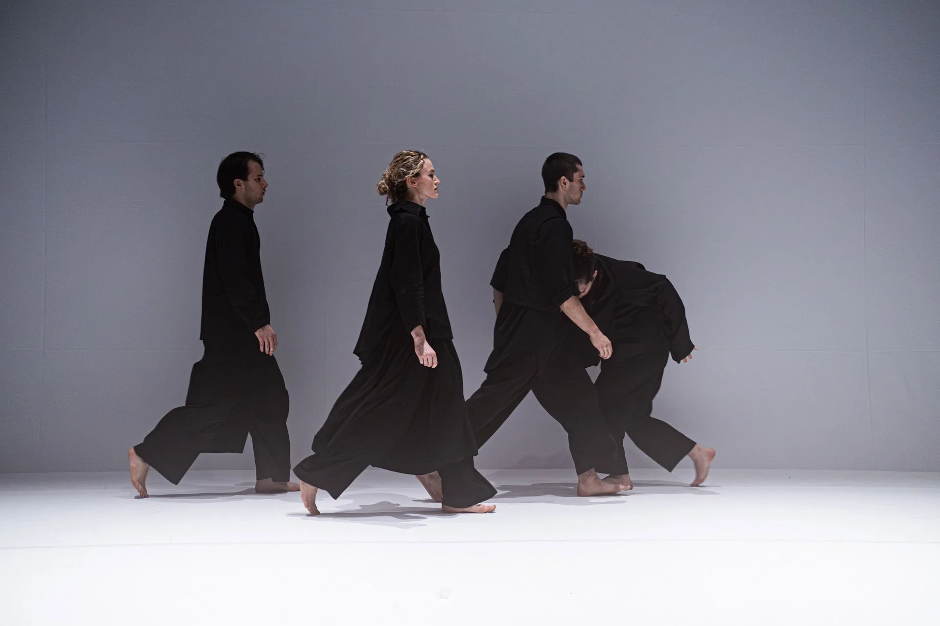 AVIAJA-DANCE-Whiteout-004.jpg