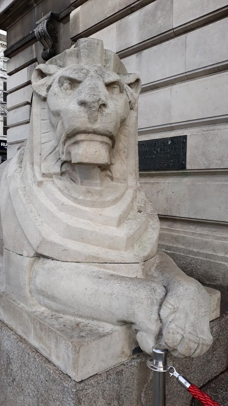 market-square-lions.jpeg