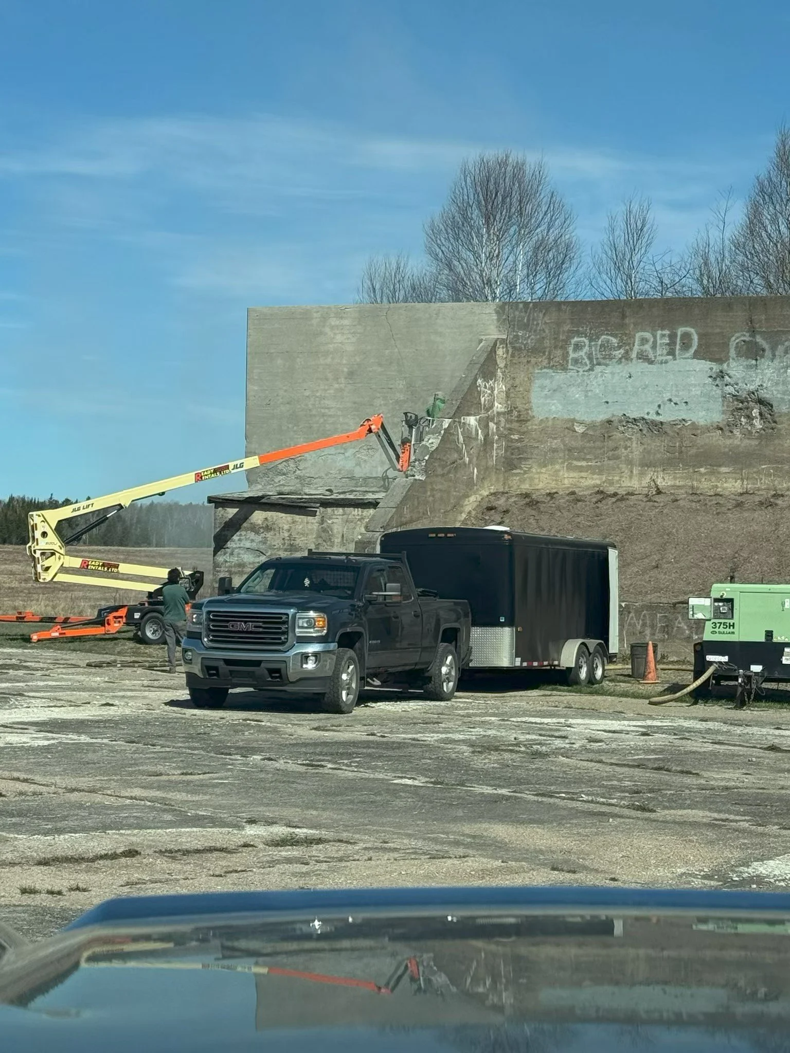 Graffiti removal 