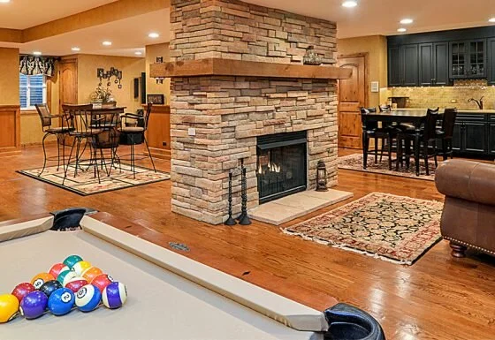 Awesome-Basement-Remodeling-Ideas-2-Sebring-Services-560x385 (1).jpg