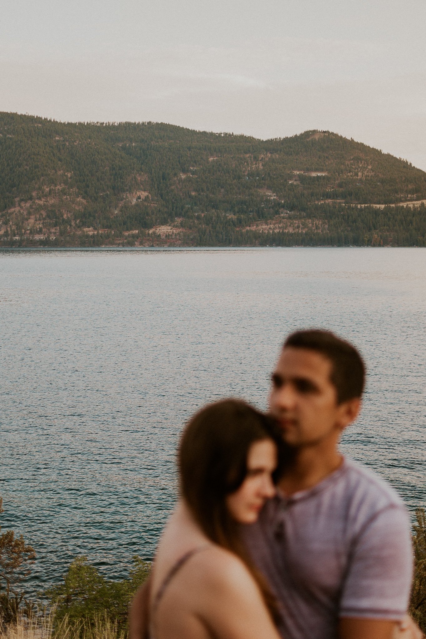 Lake Chelan Summer Couples Session (34).jpg