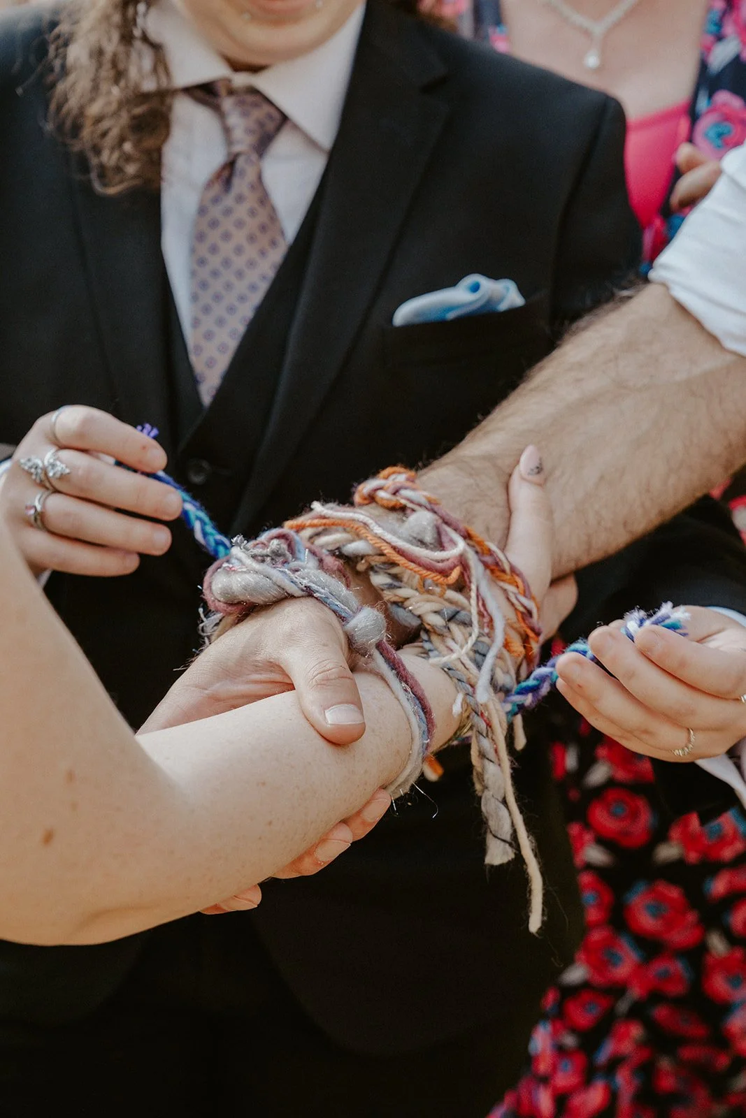 E&S - Handfasting-47.jpg
