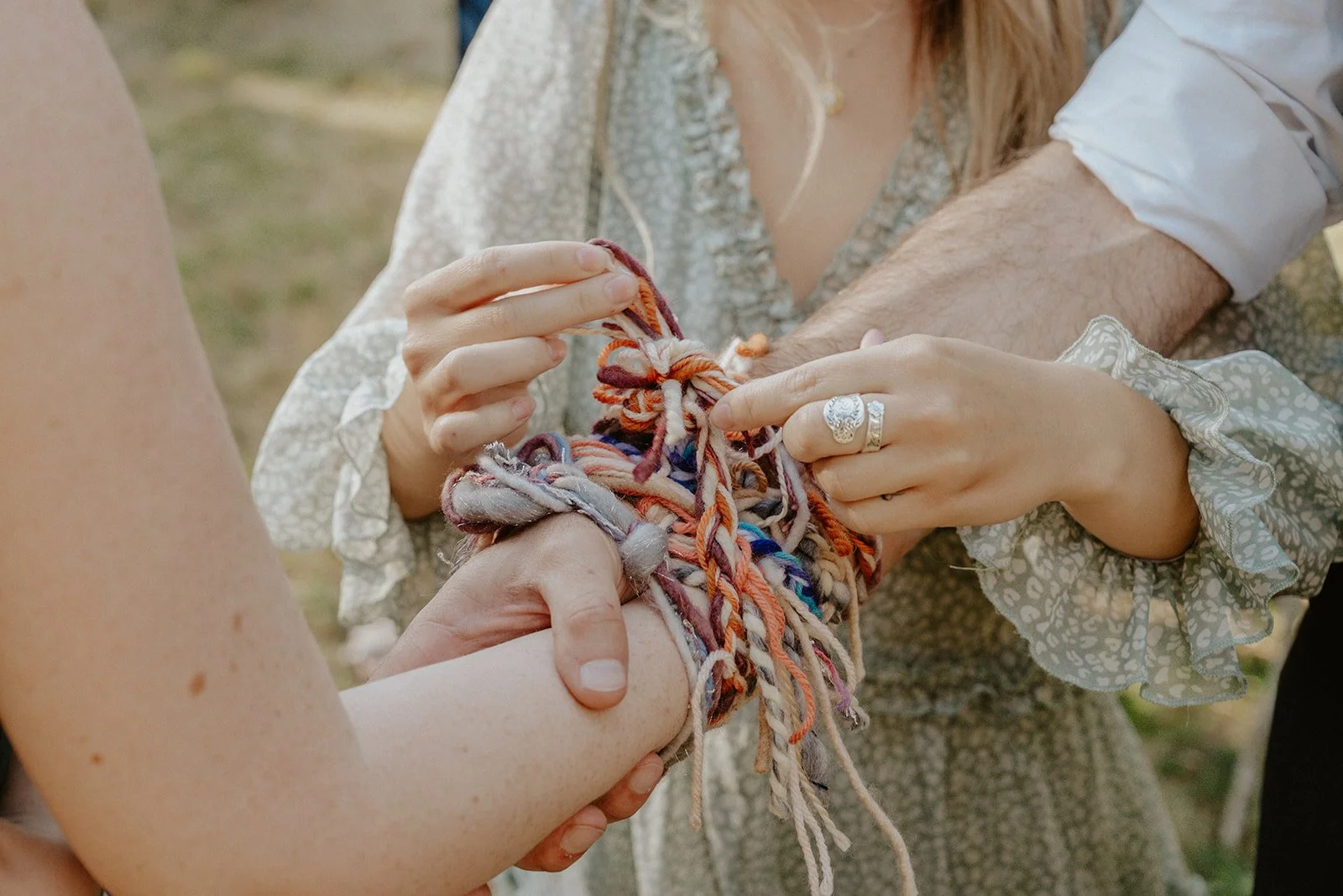 E&S - Handfasting-50.jpg
