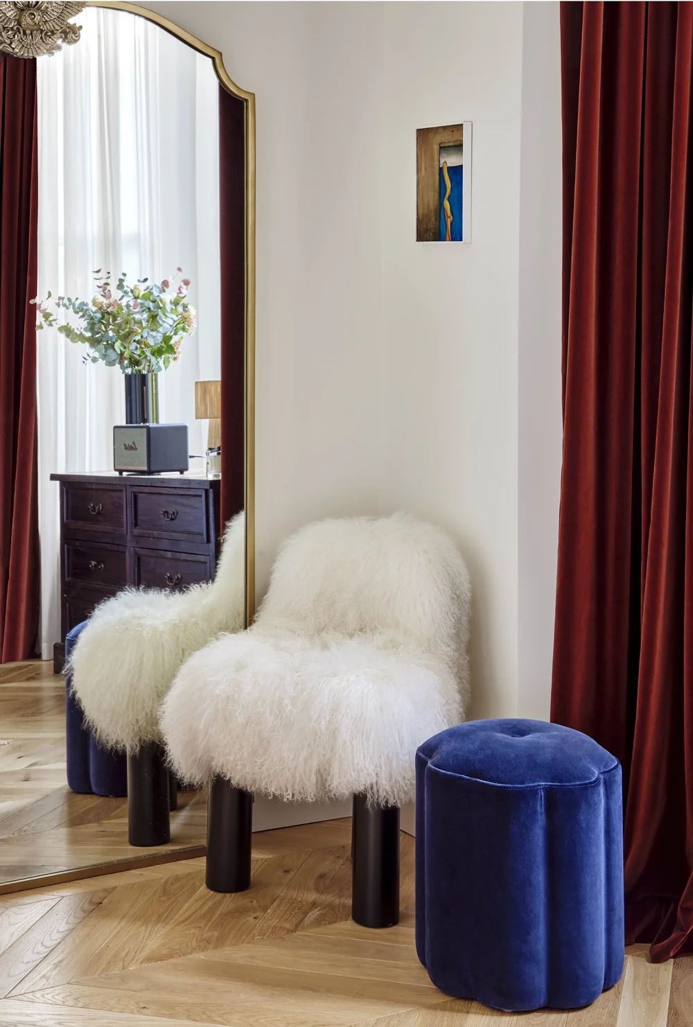Fresh Look at London Apartment Interior Renovation With Bespoke Designed Joinery And