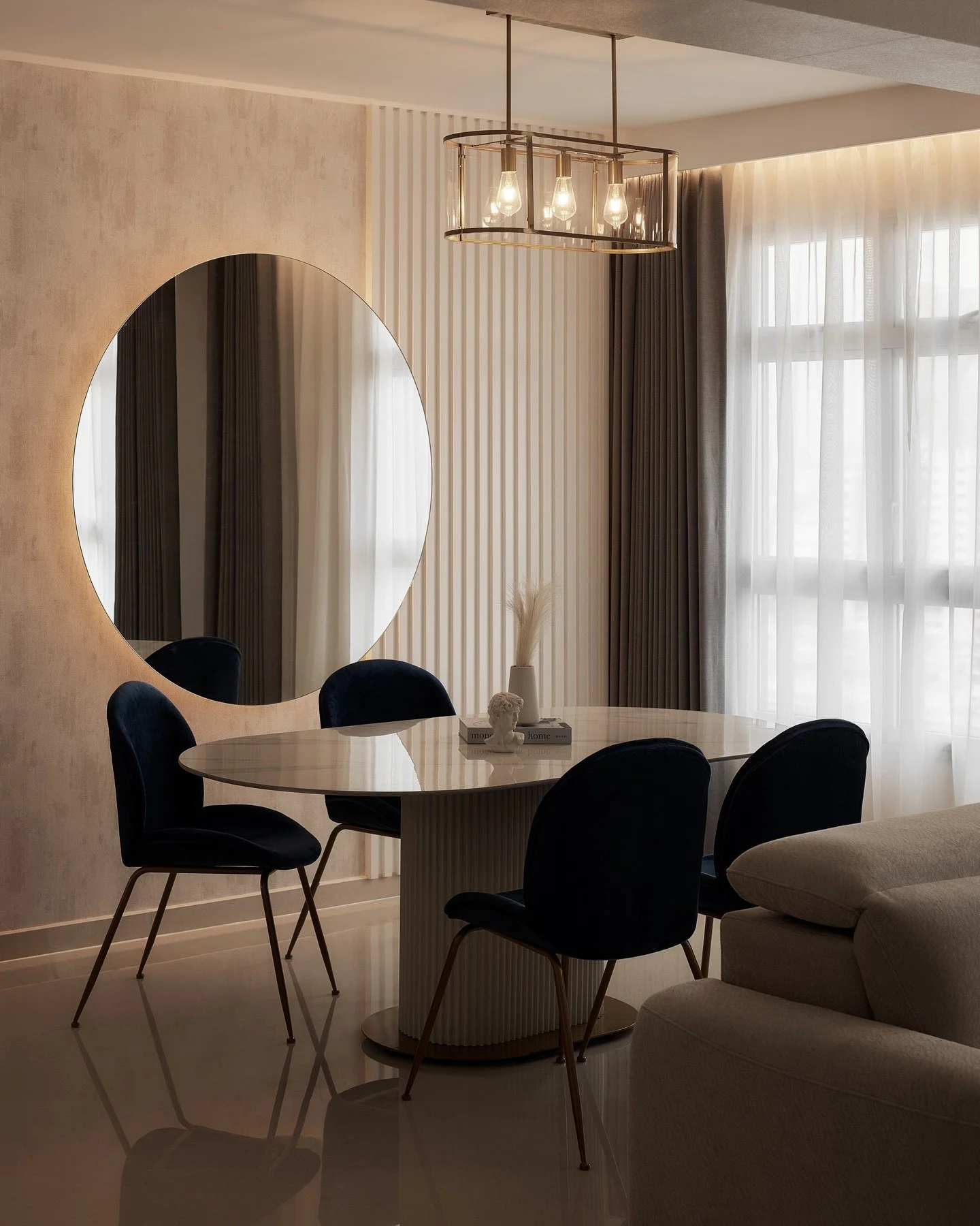 Home is where I dine in style ❤️