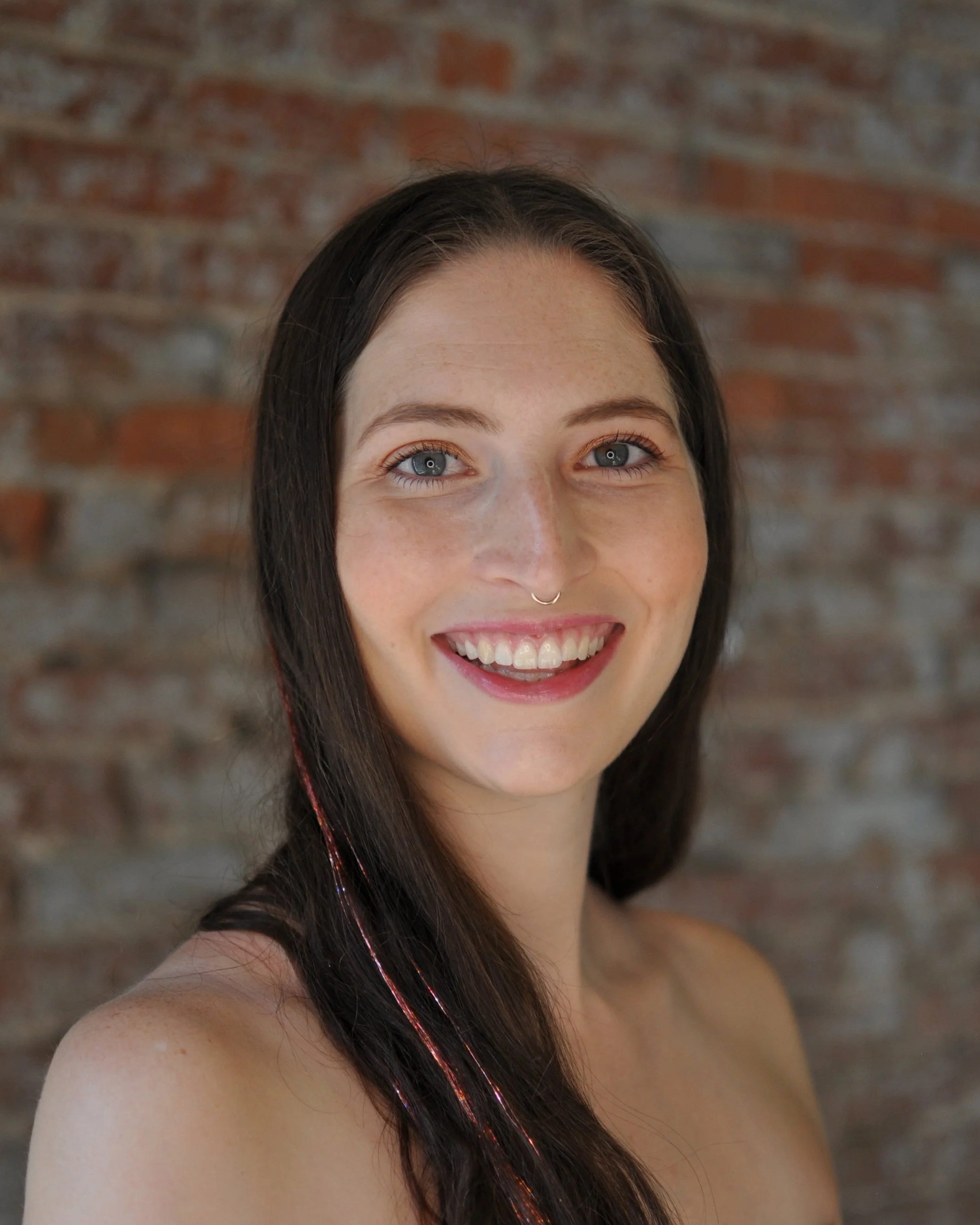 Madeline Taylor - Associate Artist