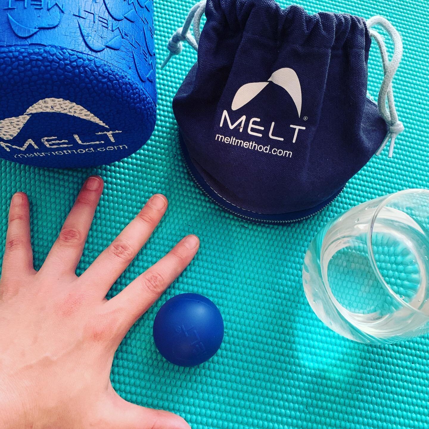It&rsquo;s the perfect time for a @meltmethod Hand Treatment and a few sips of water 💦 ! Take a few minutes each day to #treatyoself, literally. 
.
.
#meltmethod #connectivetissue #fascia #pilates #fitfam #wellness #nyc #nycfitness #fitness #rehydra