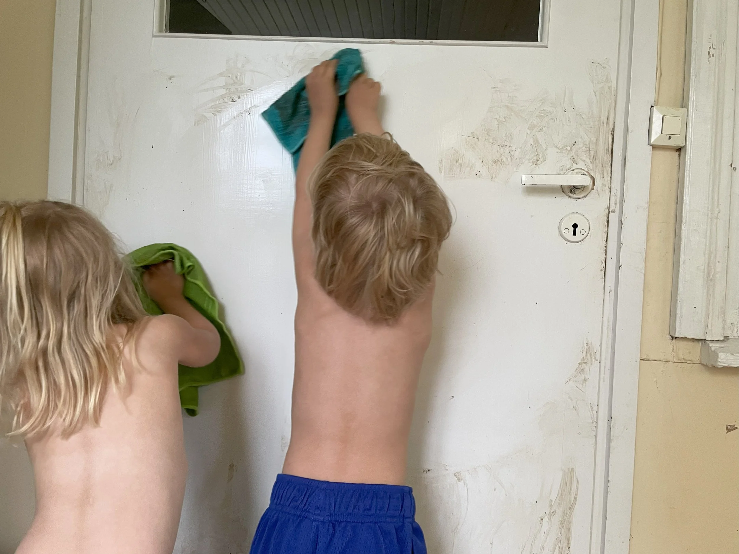 Kotihoidontuen poistaminen kaventaa perheiden valinnanvapautta