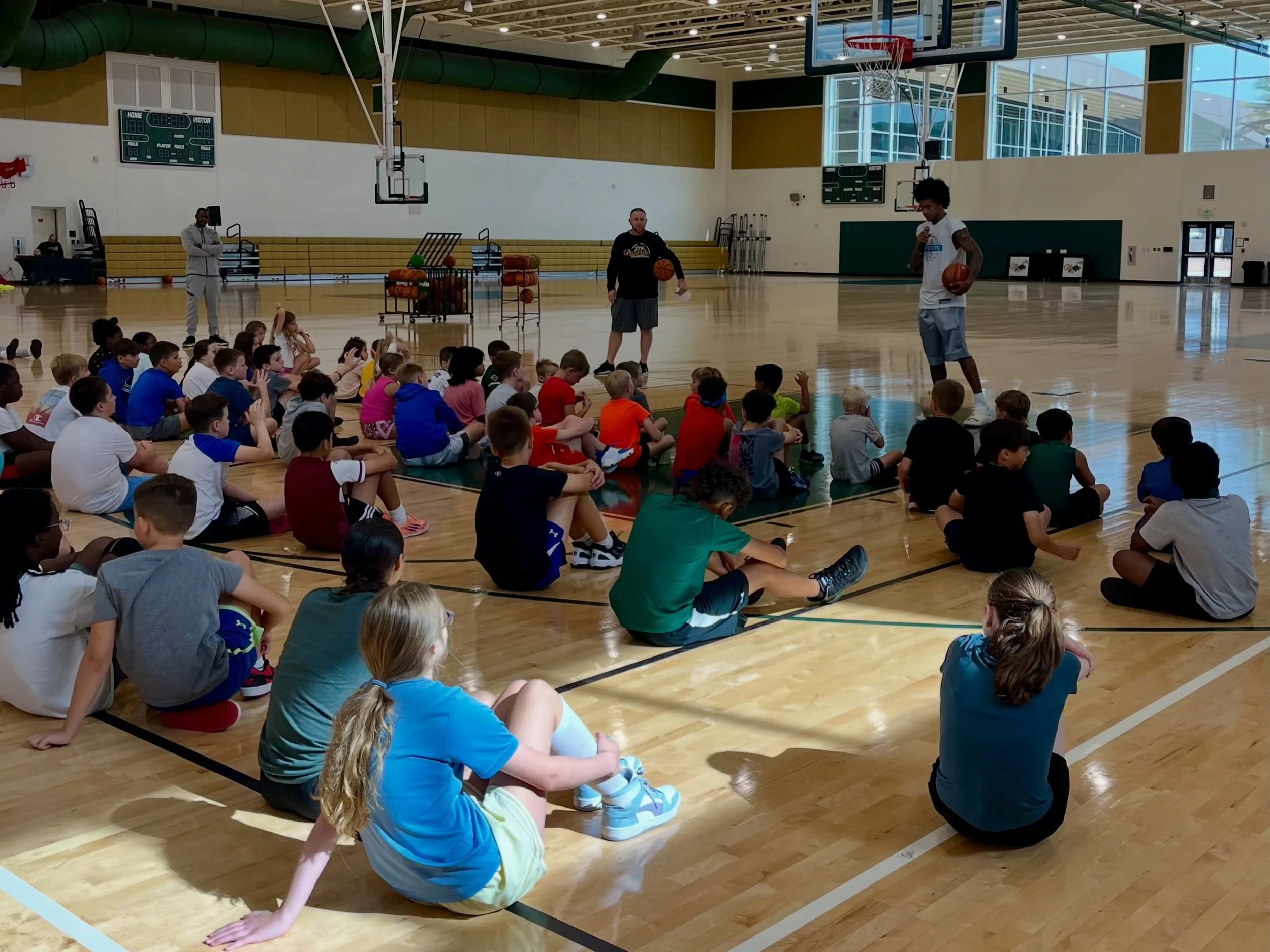 Thanks to Charlotte Hornets Guard and VHS alum Tre Mann for taking time to speak with our Youth Basketball Campers today!