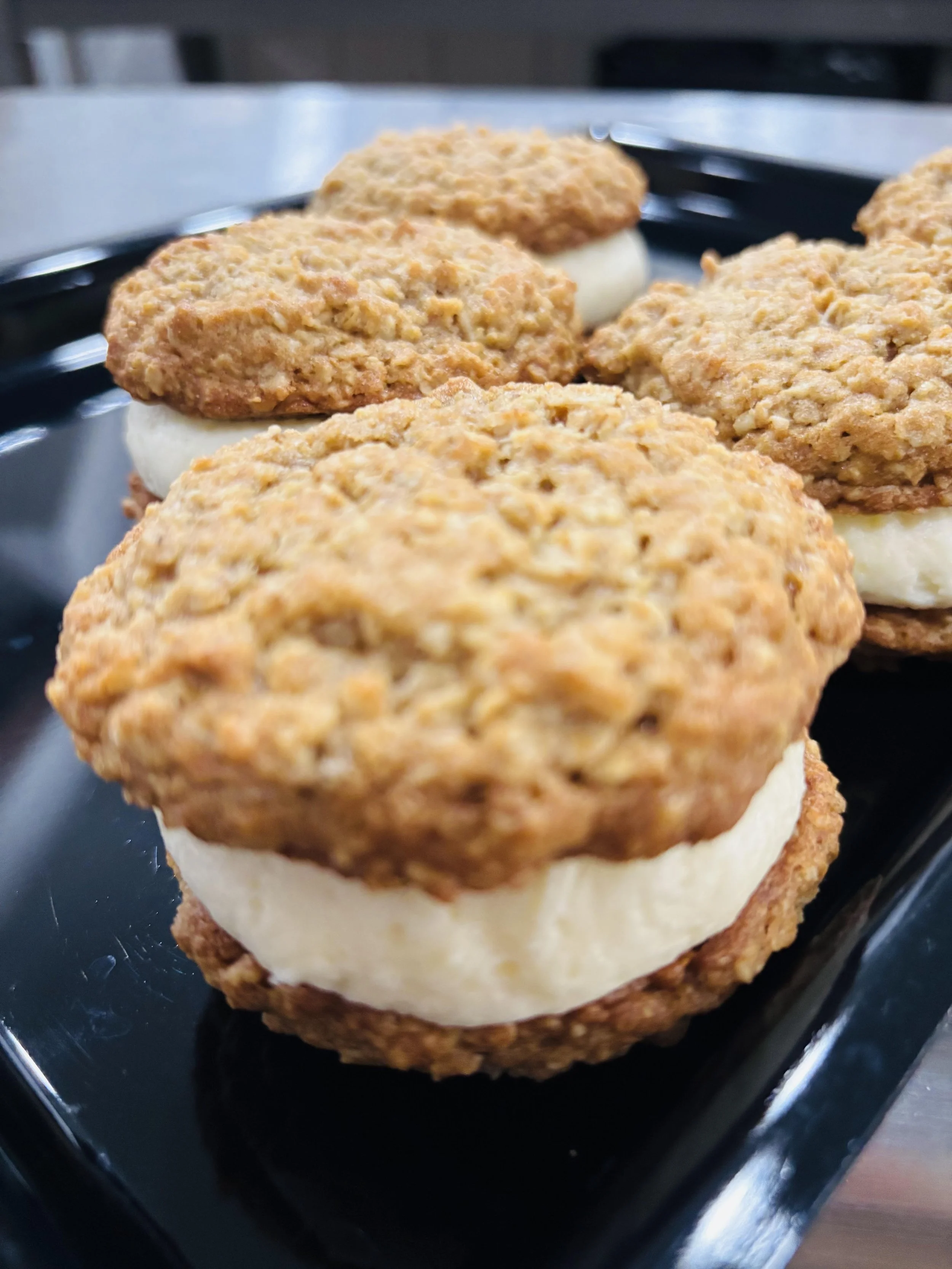 Oatmeal cream pies 3.jpg