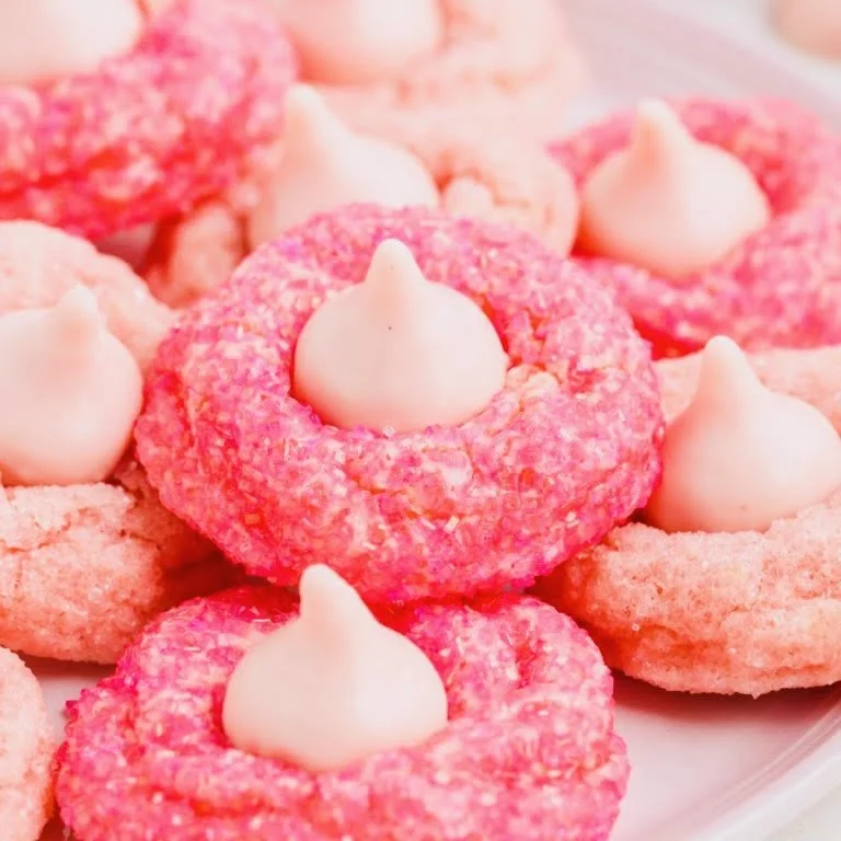 strawberry kiss cookies.jpg