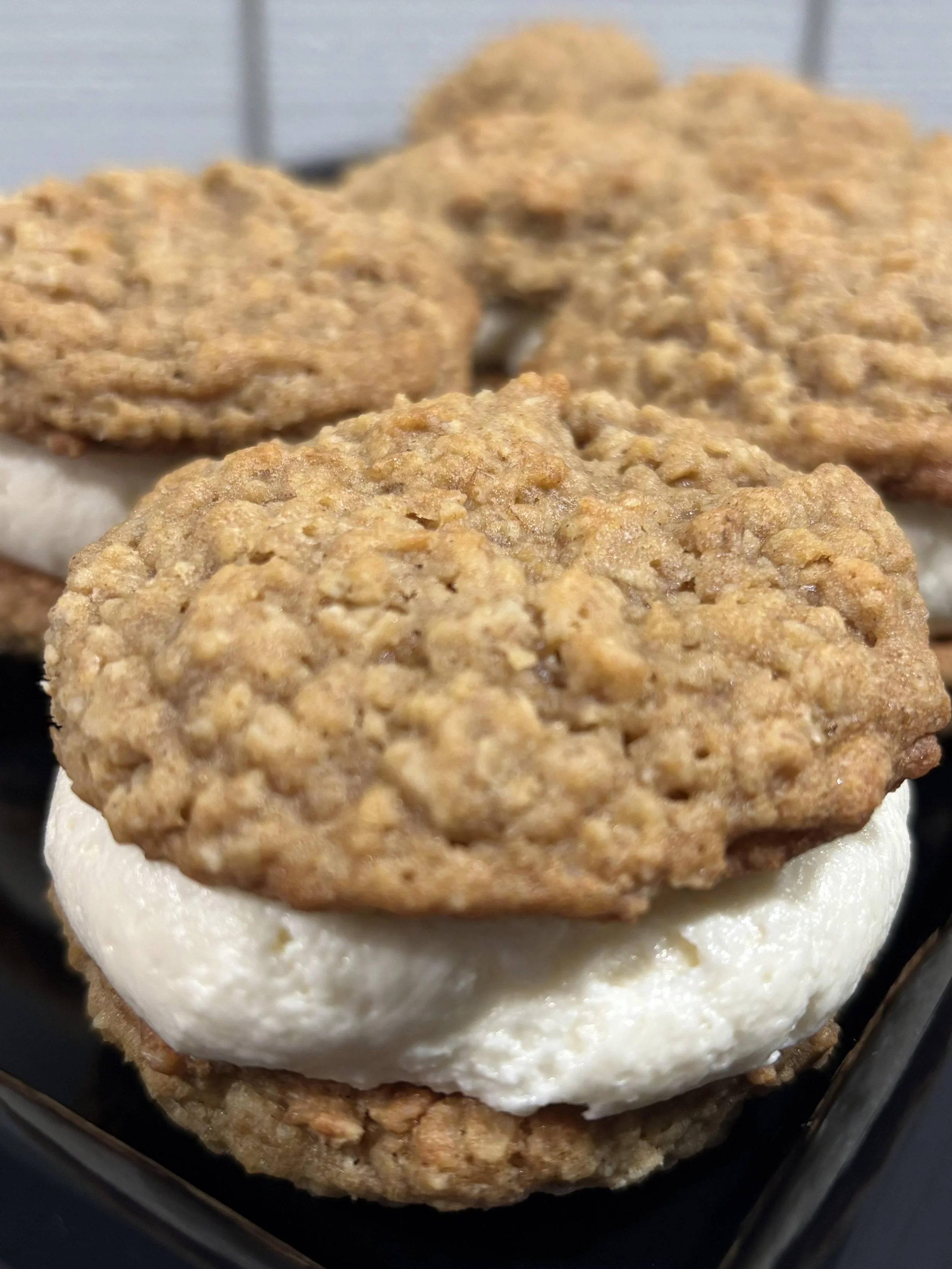 Oatmeal cream pies 2.jpg