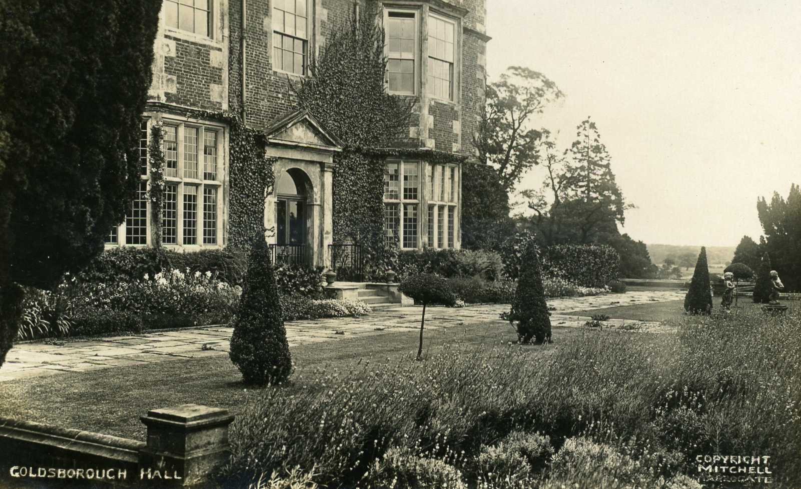 Black and white photograph of Goldsborough Hall, North Yorkshire from the 1920s