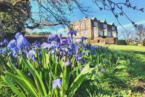 SPRING BREAK GETWAY 2024 😎🌷
.
🌷Spring Getaway - from &pound;125pp*🌷
.
Spring has sprung at Goldsborough Hall and to celebrate the gardens coming back to life we have our wonderful SPRING BREAK offer! 
.
🌷 Enjoy an Overnight stay for 2 people in 