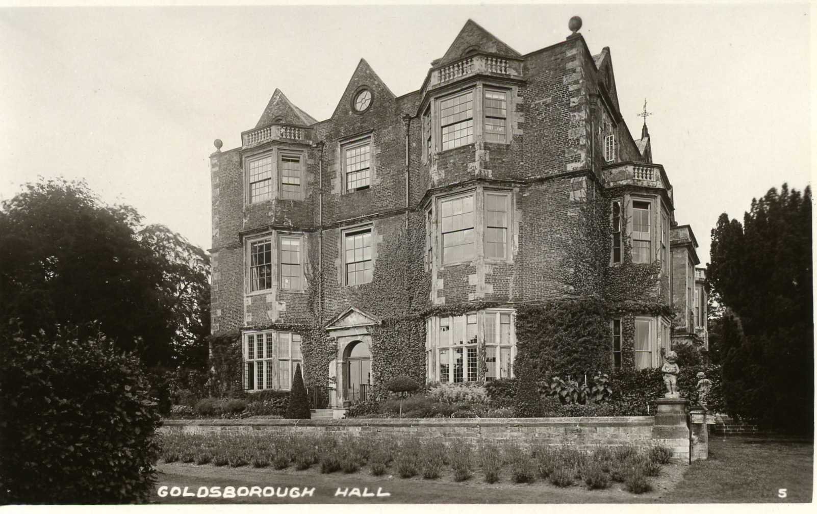 A black and white image of Goldsborough Hall, in North Yorkshire, taken in the 1920s