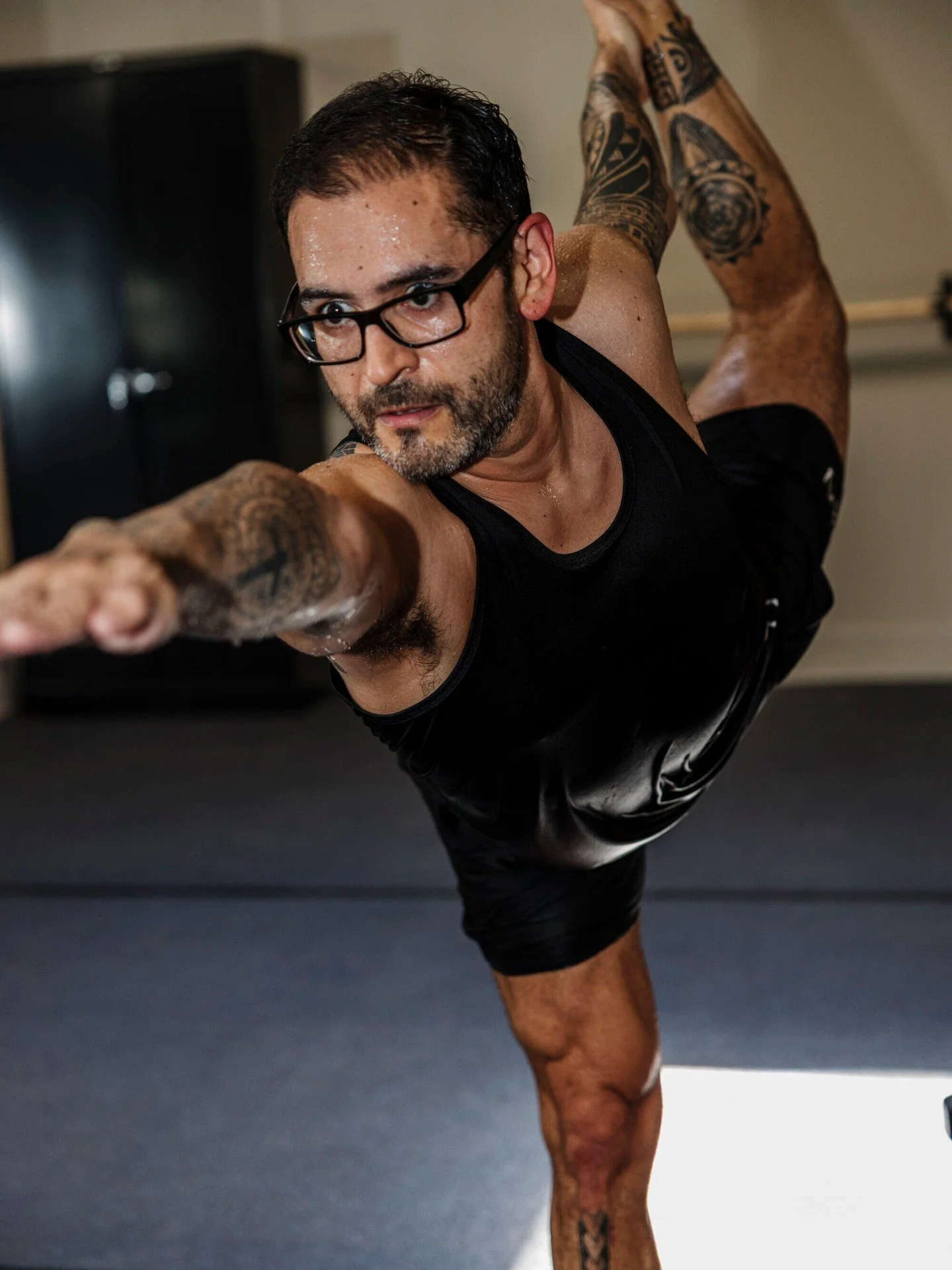 Hot Yoga Fusion is built from the classic 26 &amp; 2 Hot Yoga sequence, with the addition of the salute to the gods and goddesses, other postures, music and flow.

This class is for you if you enjoy a flow class and want to build physical coordinatio