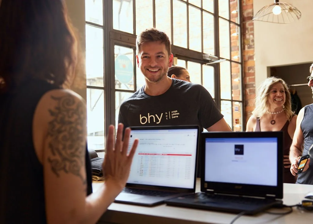 yoga instructor entering beaches hot yoga, Toronto