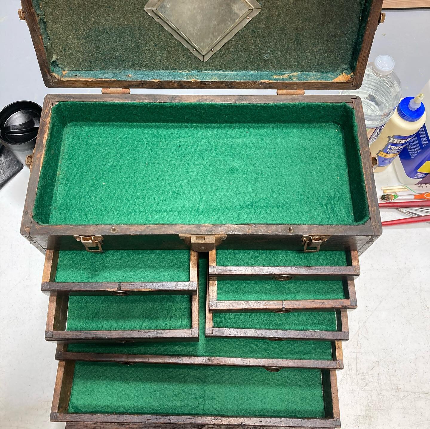 Vintage Tool Box Restoration Project progress. All drawers have been re-felted, wood and hardware cleaned. Just need to work on the inside lid and handle. #vintagewoodrestoration #balexandercustomwoodworking #vintagetoolbox #restorationprojects