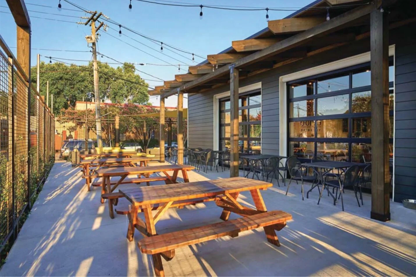 Ghent Patio: 55 seated, 125 standing