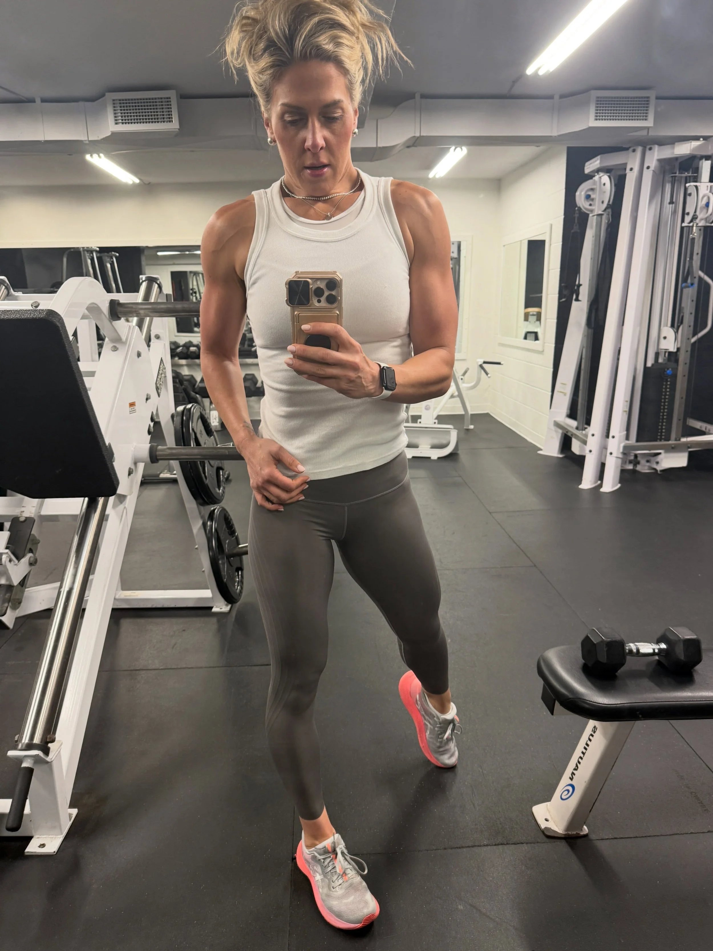 Before you start, say thank you. Thank you for lungs that work. Thank you for legs that carry you. Thank you for one more chance to get stronger.

You do not have to. You get to.

#getfitlicious #fitness #strengthtraining #mindsetmatters