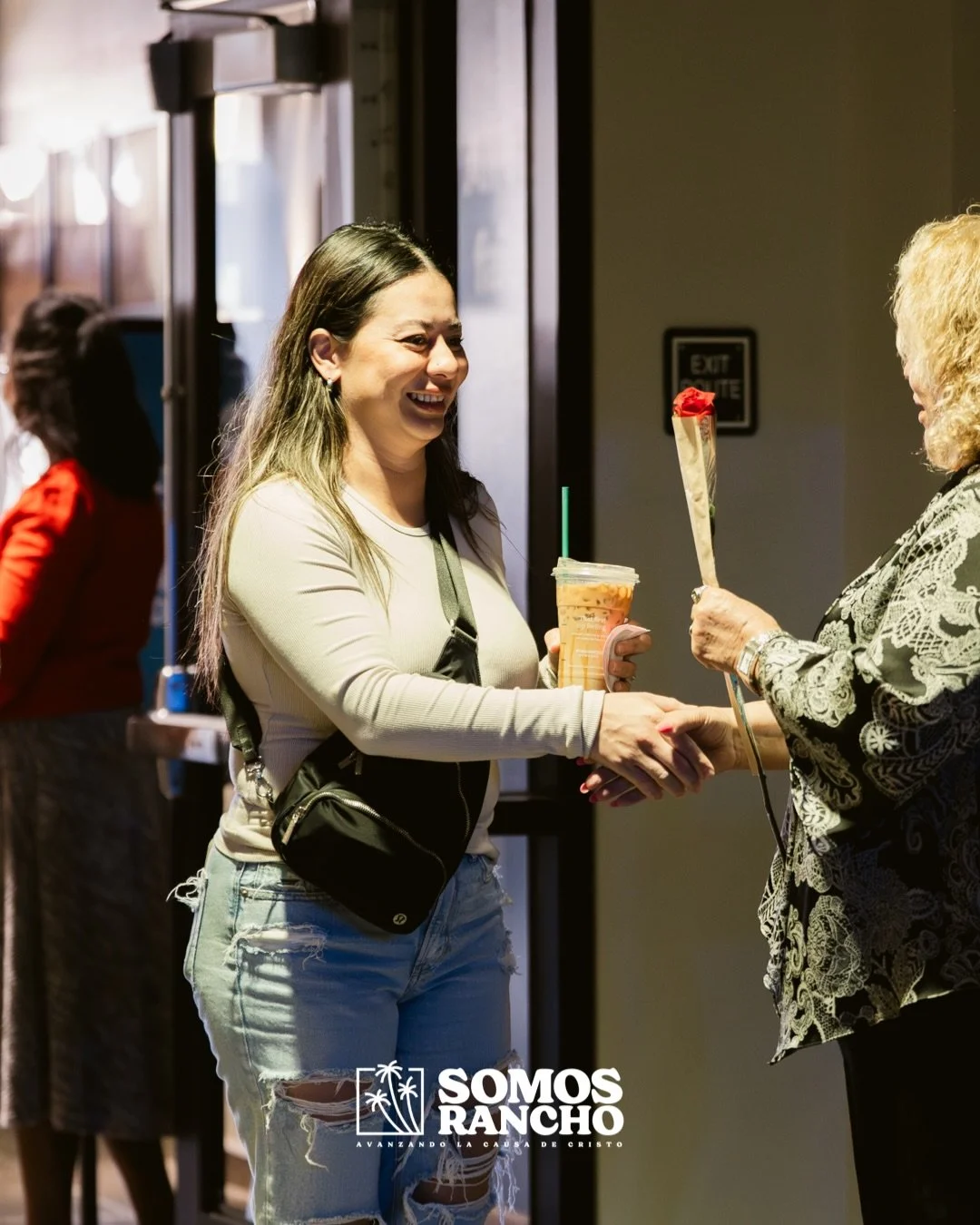 Proverbios 31:10
Mujer ejemplar, &iquest;d&oacute;nde se hallar&aacute;?
&iexcl;Es m&aacute;s valiosa que las piedras preciosas! 

#ellasree #somosrancho