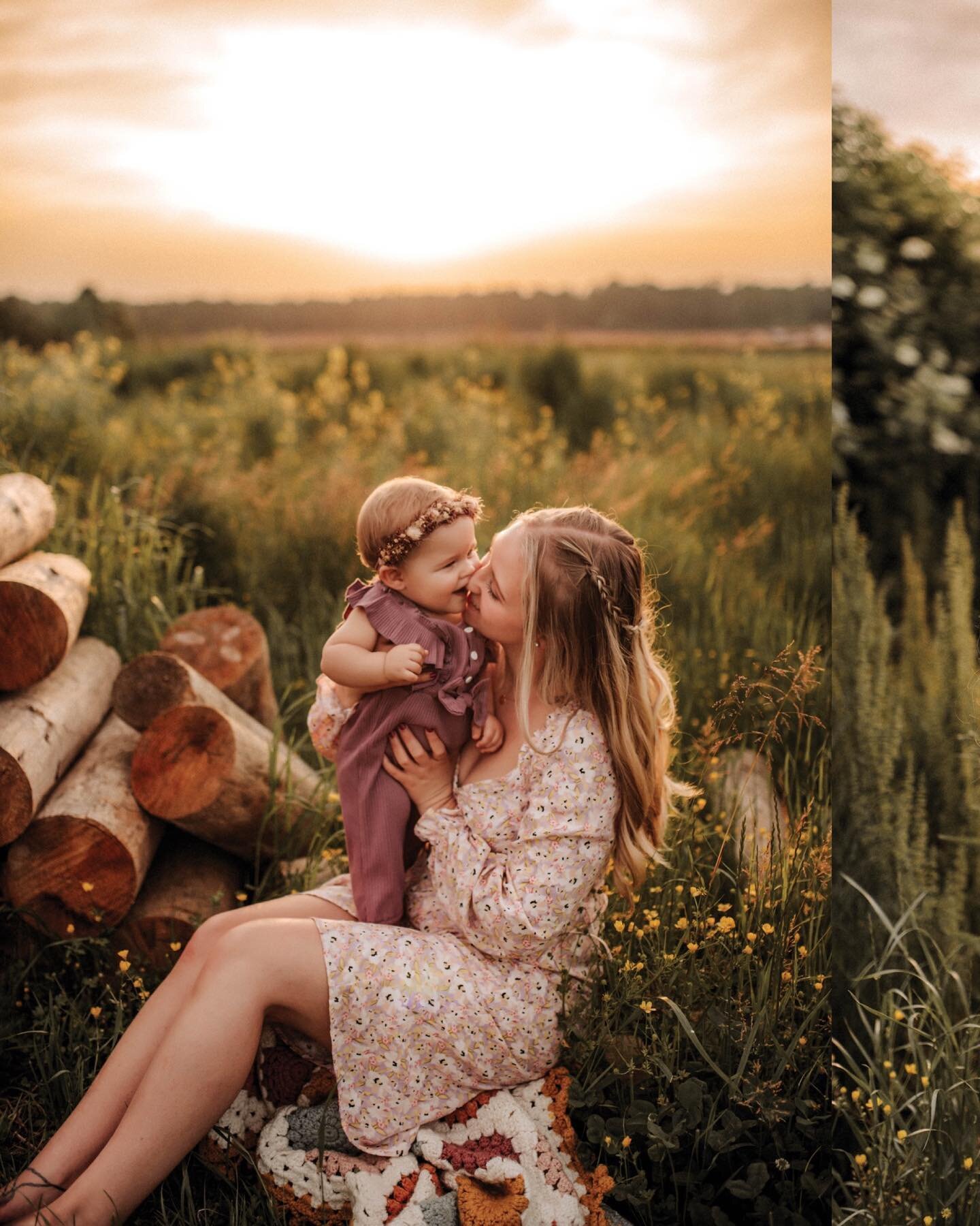 A beautiful Mommy &amp; Me with Morgan and Celina! This was their first time having photos taken together and I am so grateful they choose me to document their story. Morgan told me at the conclusion of their session that she didn&rsquo;t want to for