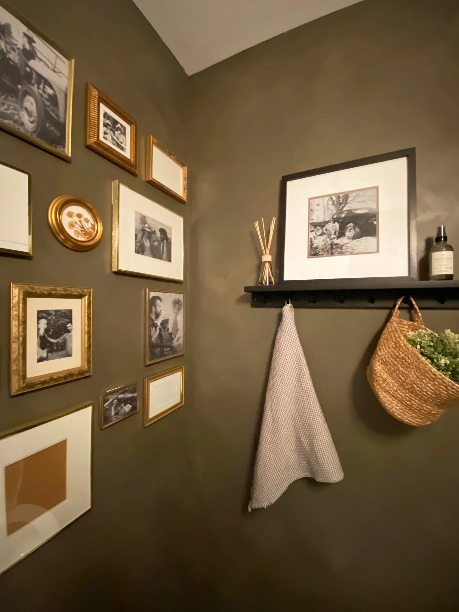 Our Tiny Powder Room Makeover (on an even tinier budget!) — Little Reesor House