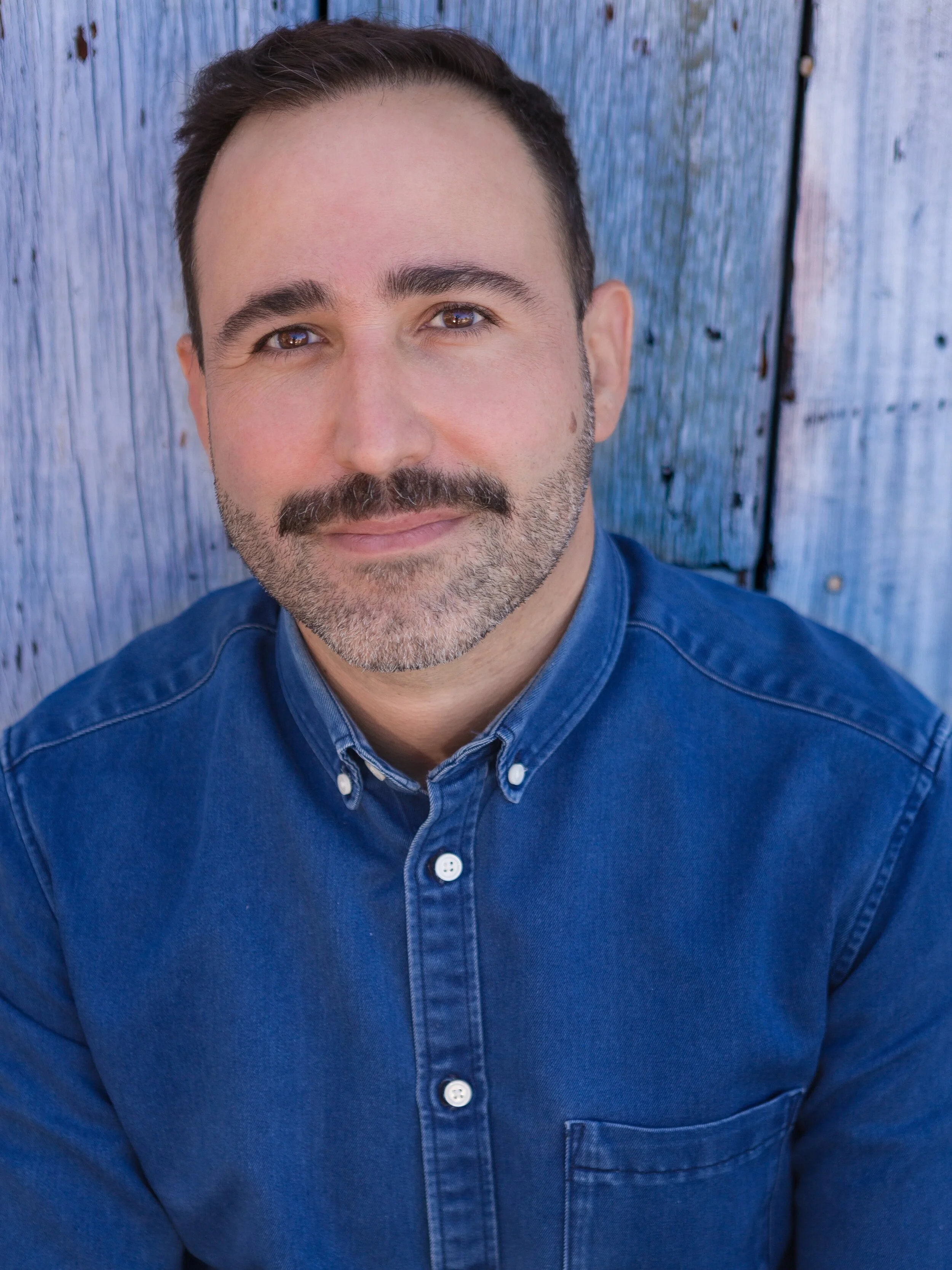 FernandoBarcelona_Headshot.jpg