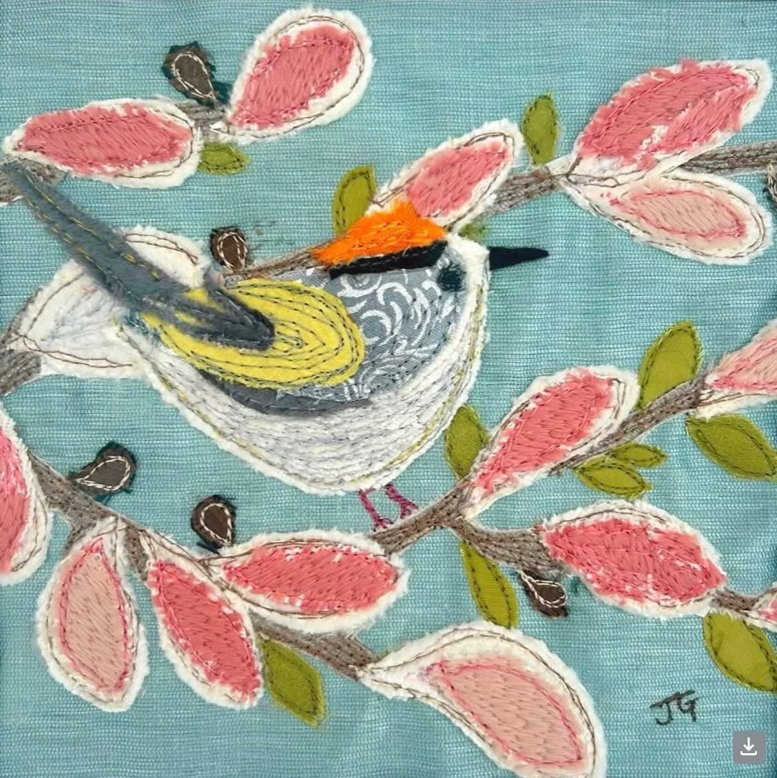 These birdies all flew the nest over the weekend!! ☺️ 

More are coming!! I currently have one of my favourites in progress - a sweet little kingfisher :))

Btw, these are all available as prints - on my website.

🦅 

#birdlove #birdart #textileart 