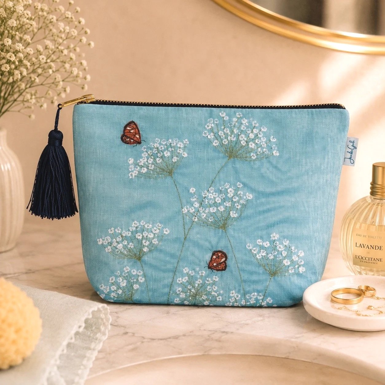 cow+parsley+washbag%281%29.jpg