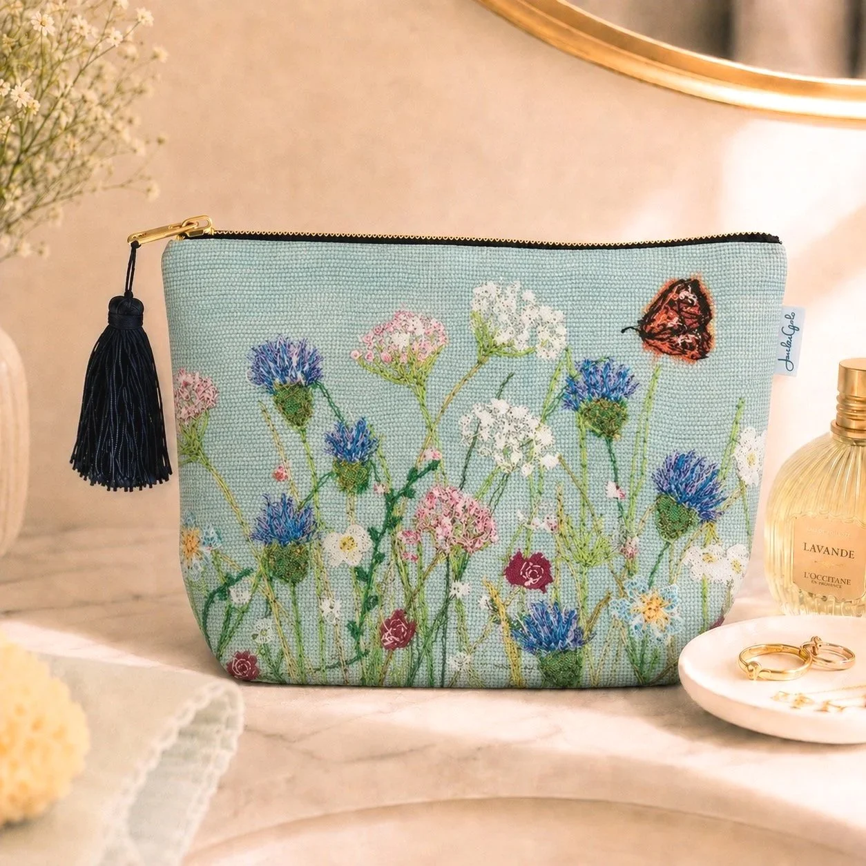 wild+meadow+washbag%281%29.jpg