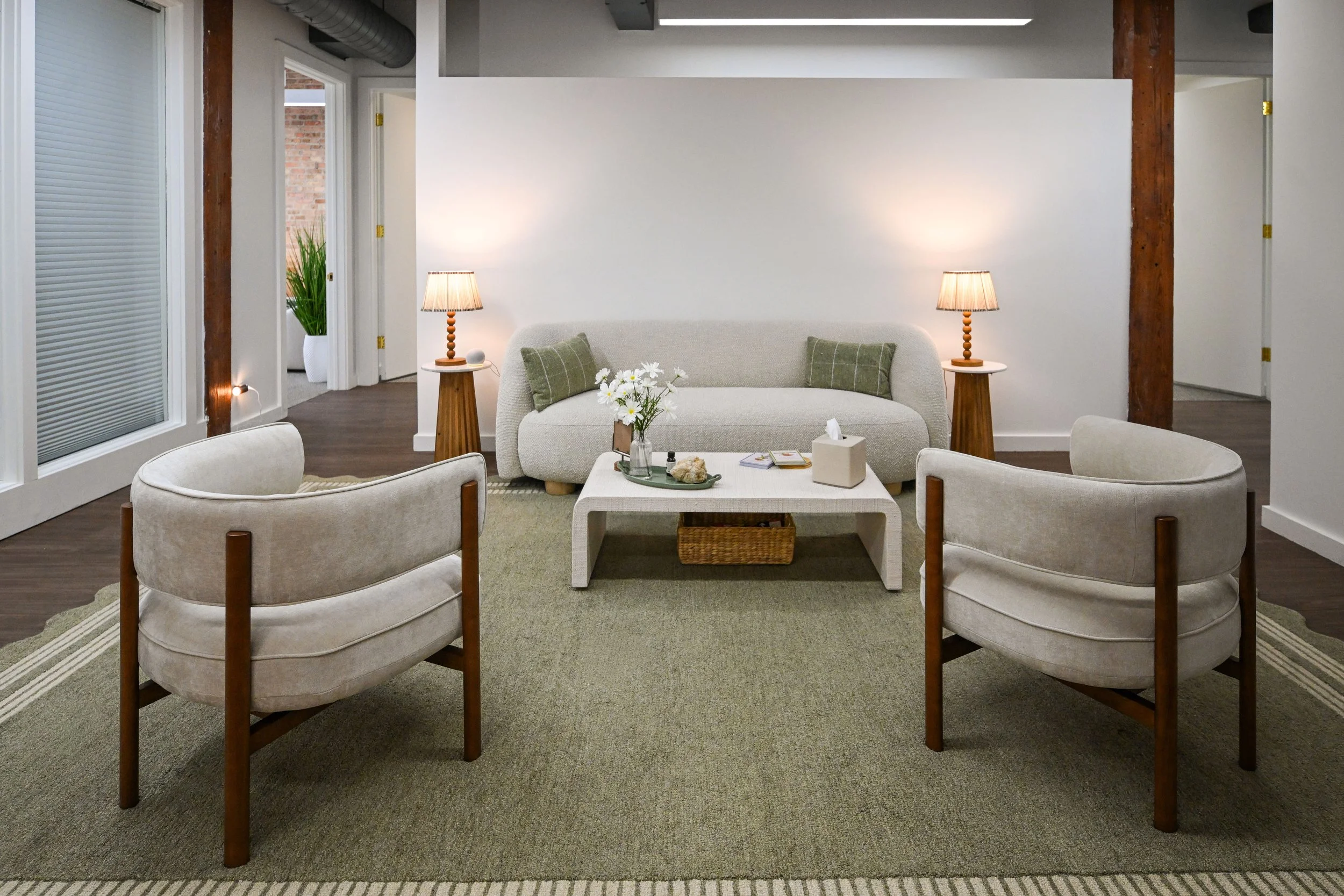 Therapy room at SG Therapy Chicago West Loop