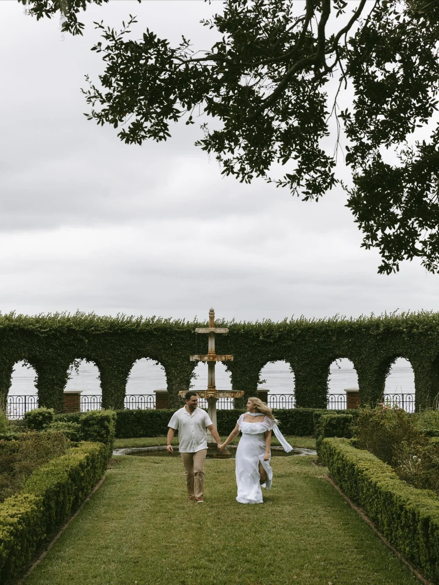 ↠captured the beautiful Brielle &amp; Ben at the beautiful gardens!!!

can&rsquo;t wait for your wedding, you two🤎
&bull;
&bull;
&bull;
#orlandofloridaphotographer #travelelopementphotographer #utahelopementphotographer #kauaiweddingphotographer #fl