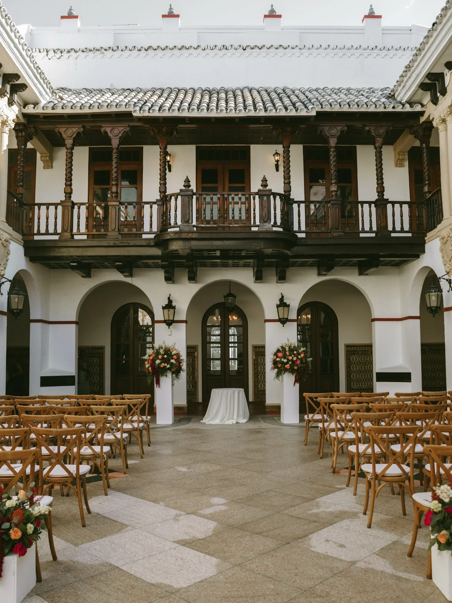 ↠detailed photos from Kristen &amp; Trevor&rsquo;s wedding in Puerto Rico🇵🇷🥥 a mix of film &amp; digital🎞️
&bull;
&bull;
&bull;
#orlandofloridaphotographer #floridaphotographer #orlandofloridaweddingphotographer #orlandoweddingphotographer #puert