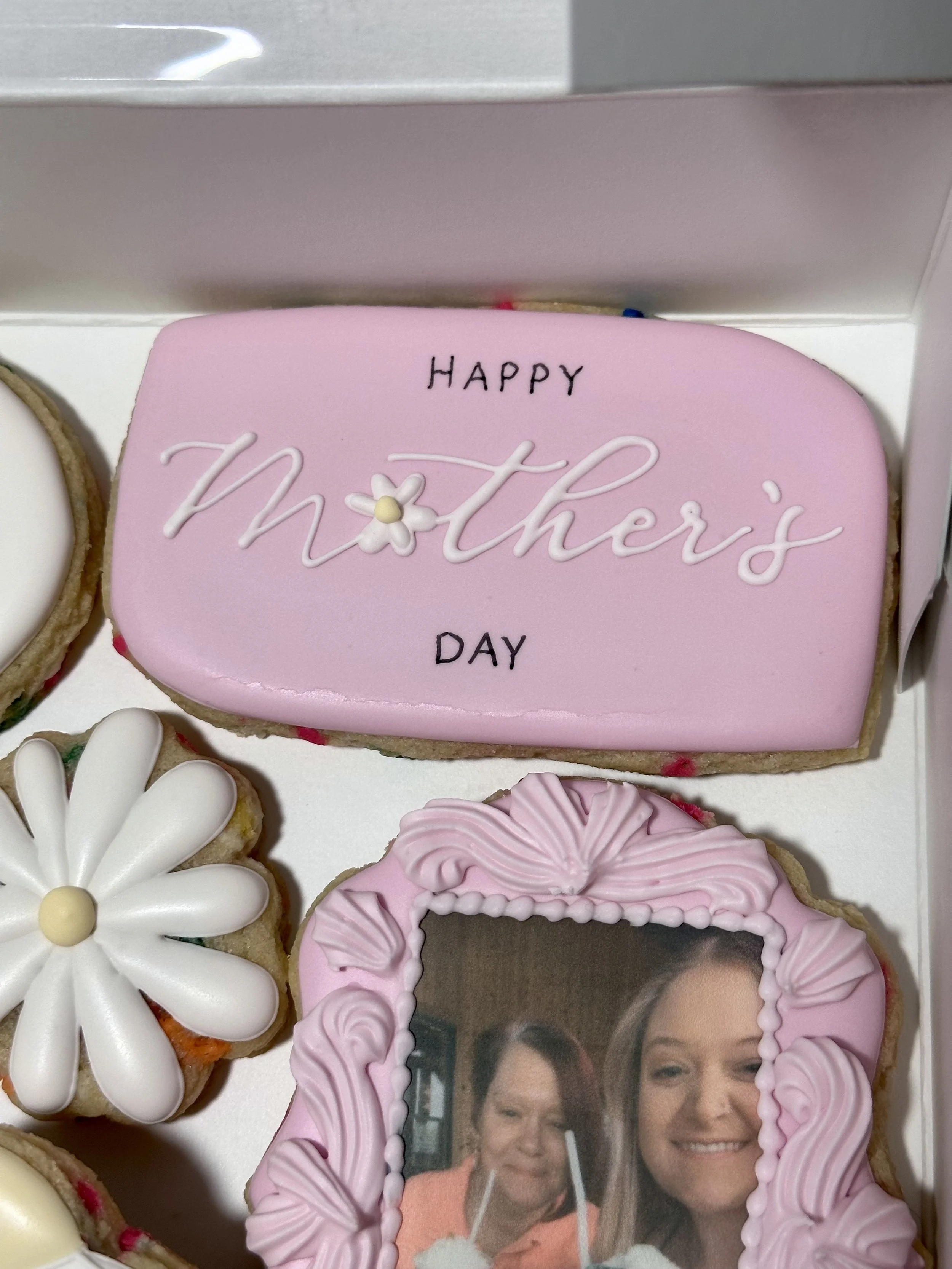 mothersdaybox-happymothersdaycookie.jpg