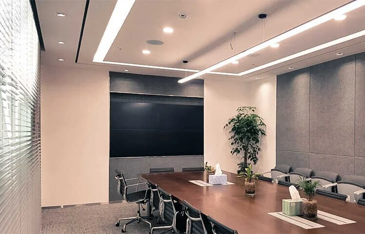 Toronto-Office-Interior-Meus-Design-Meeting-Room.jpg