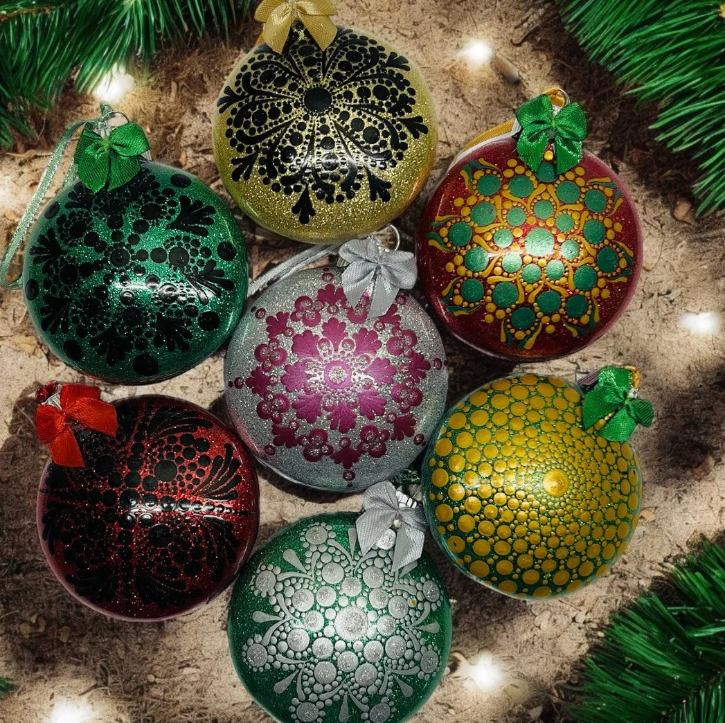 11/15/2025 Dot & Mandala Art: Christmas Ornament Workshop