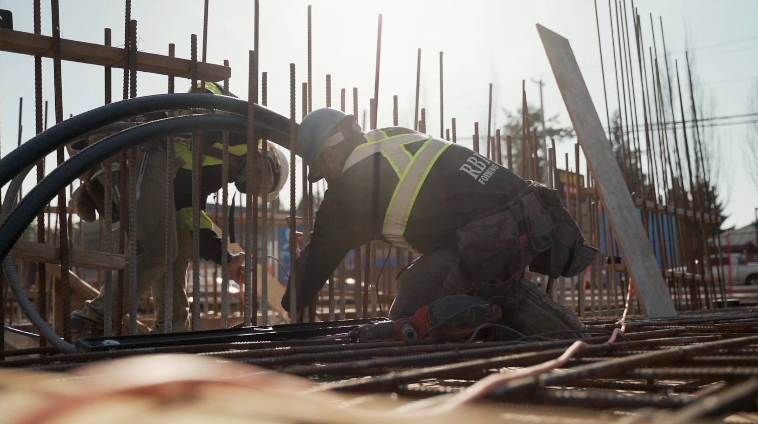 2021-10-04_About_header image-mobile.png