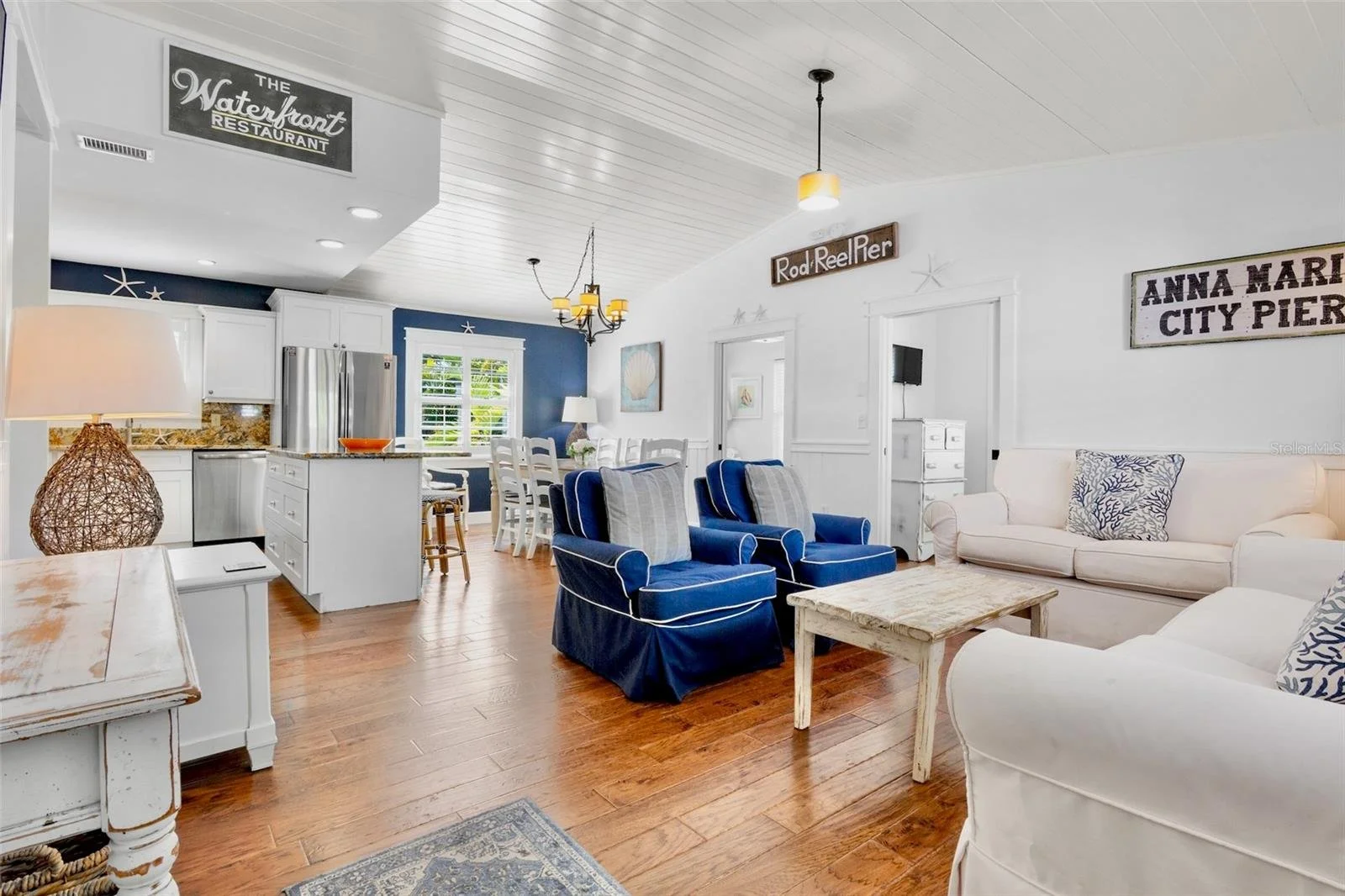 511 Spring Ave Anna Maria, FL 34216 (6).jpeg