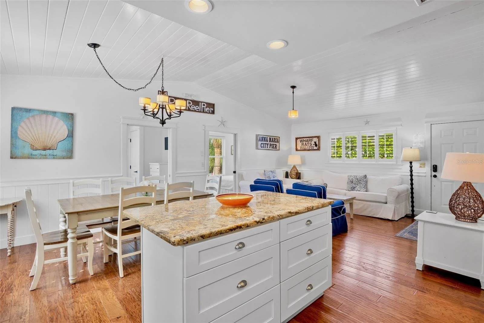 511 Spring Ave Anna Maria, FL 34216 (26).jpeg