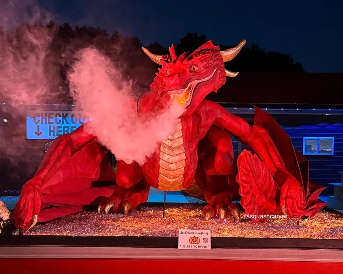 2026 Squashcarver large 6-foot tall custom Jack Pine Glass Pumpkin Festival foam outdoor red dragon sculpture breathing smoke