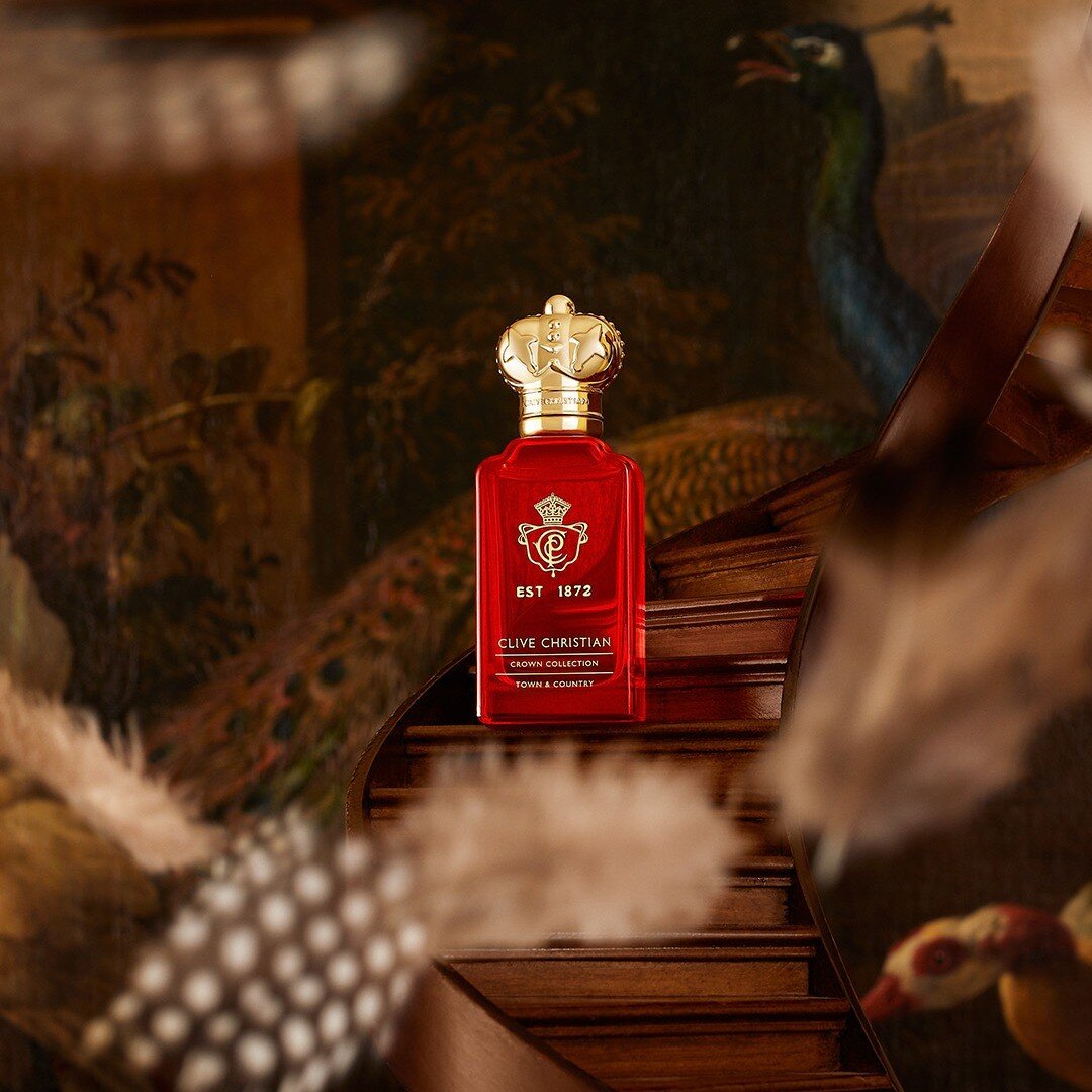 We absolutely love the latest release from @clivechristianperfume, Town &amp; Country. 

Town &amp; Country is part of the Crown Collection, the collection within @clivechristianperfume which celebrates the brand&rsquo;s unique past. Each fragrance i