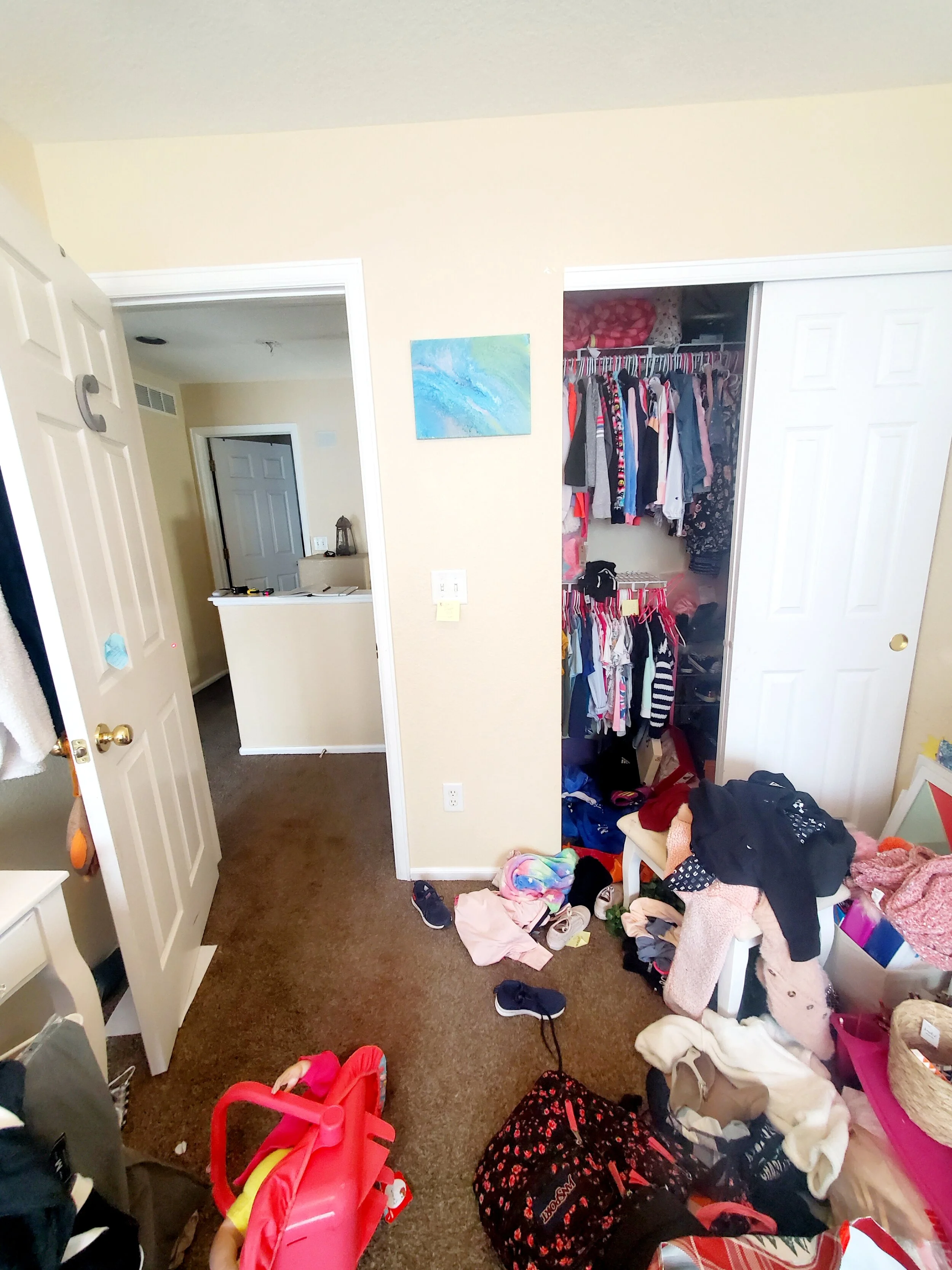 Kid's Bedroom 1 - Before