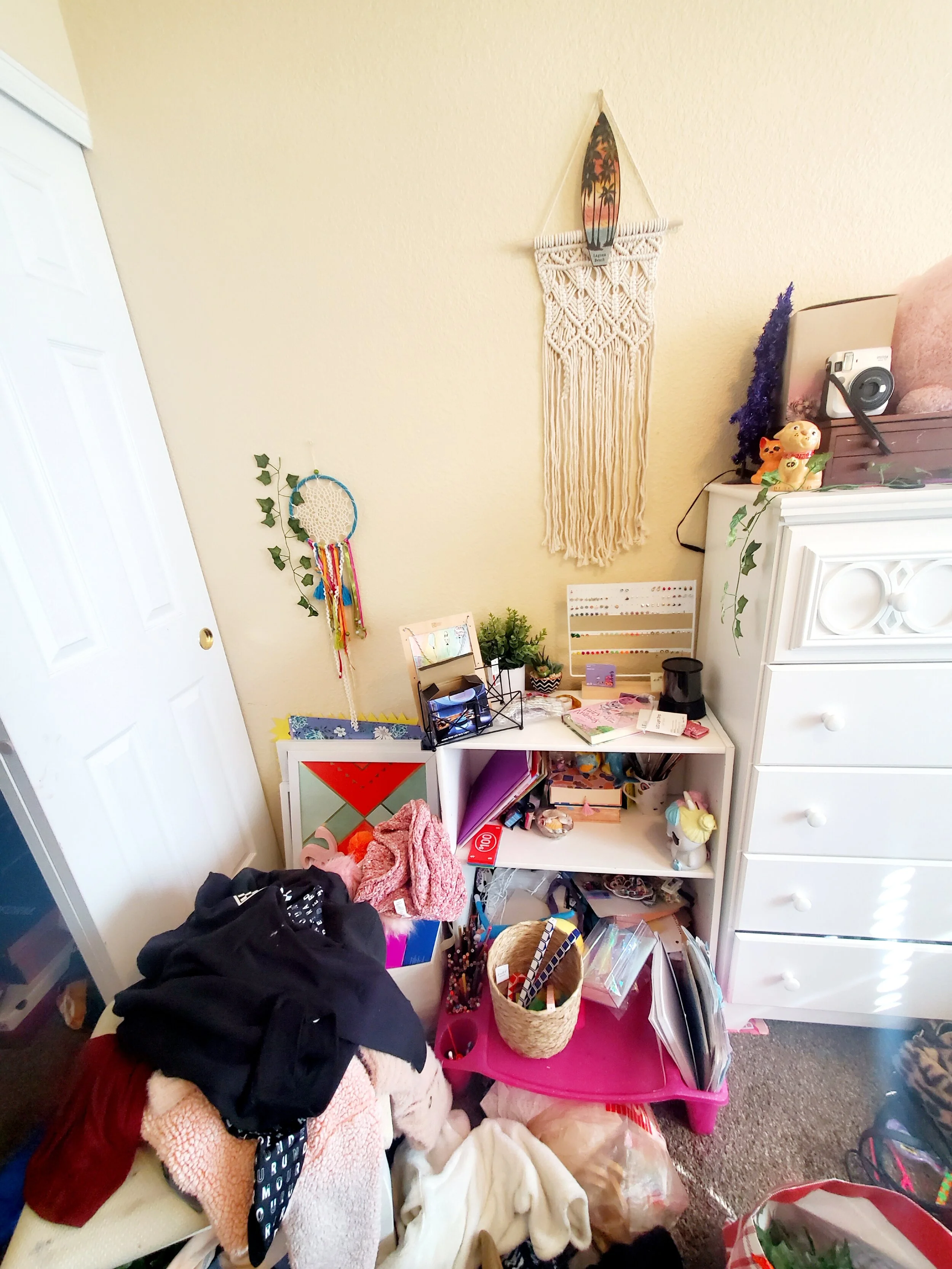 Kid's Bedroom 1 - Before