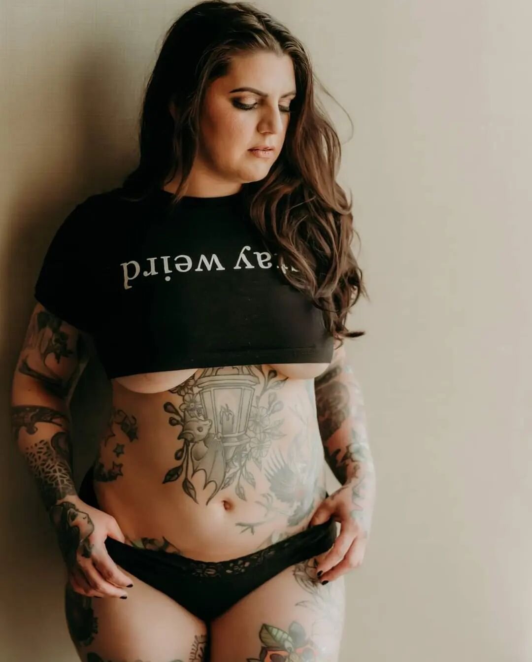 What fun shirt would you bring for your session? I am ALL about owning who you are, and often, a fun shirt says it all. And is FUN.
www.delicateconfessions.com

#sindea #boudoirphotoshoot #somethingboudoir #socalboudoir #tacomaboudoir #morenovalleybo