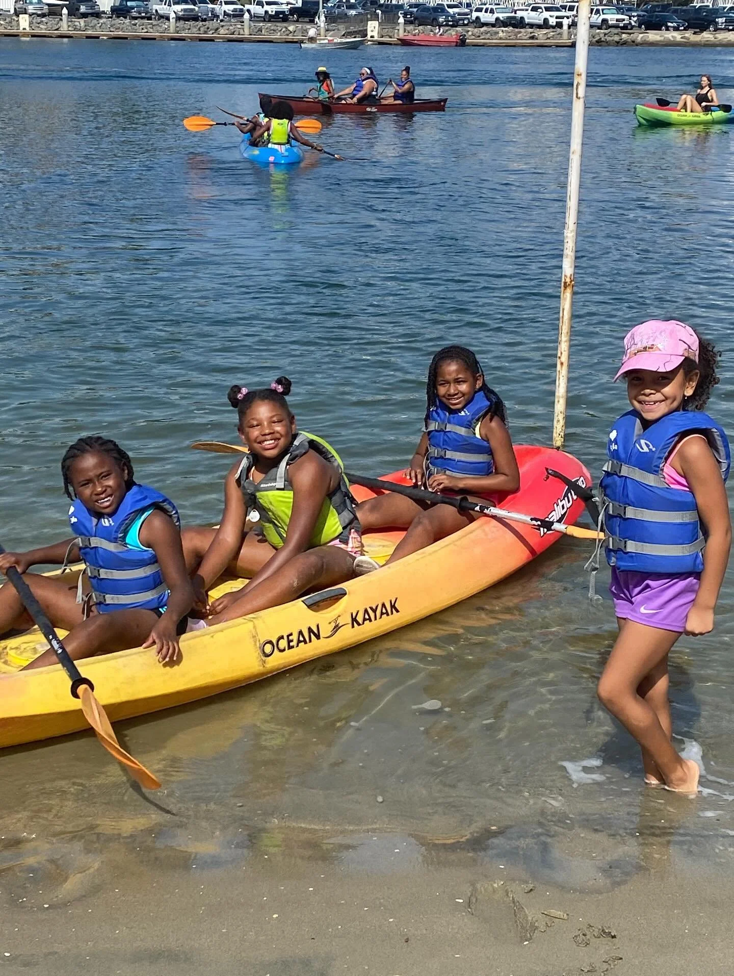 Our G.IRL Scouts enjoyed the last of the summer sun (well LA summer) this weekend by kayaking in Long Beach.
&zwnj;
☀️👧🏿👧🏽👧🏾🚣🏽&zwj;♀️
&zwnj;
Prior to this our g.irls had to research and study ocean safety and safe water play.
&zwnj;
They had 