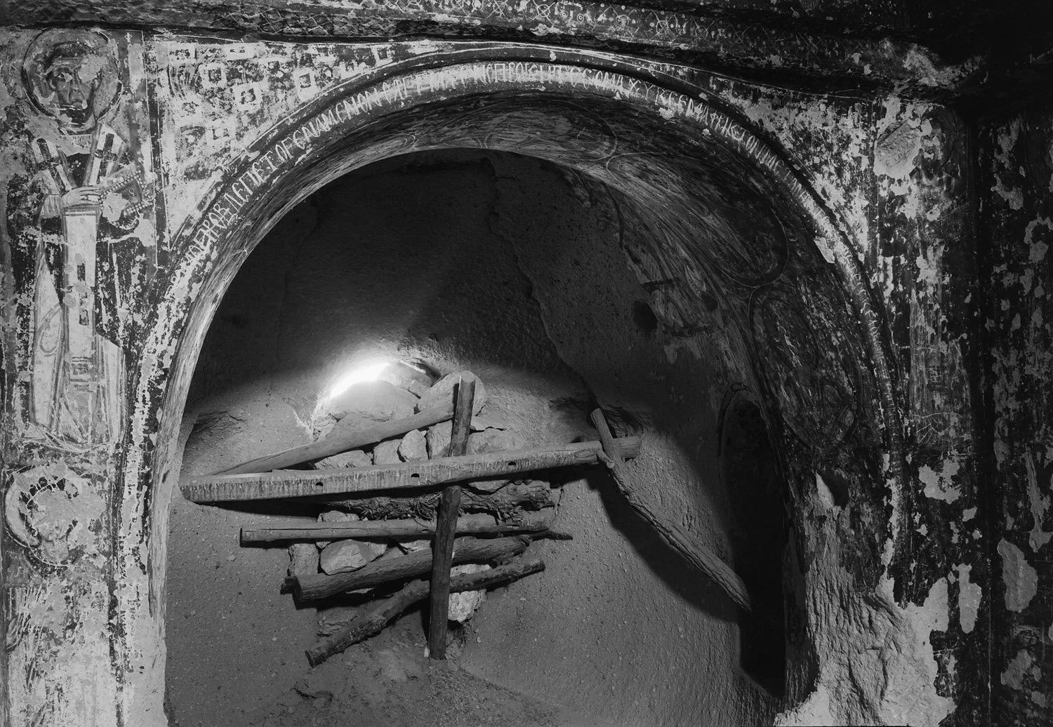 Uc Hacli Kilise-apse.jpg