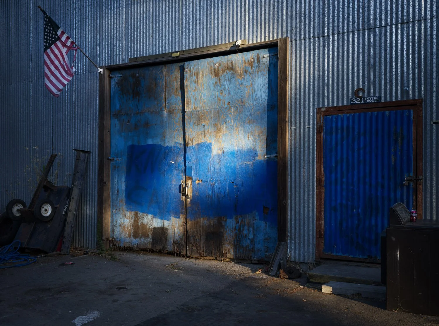 524-Myers Flat-doors-crop-web.jpg