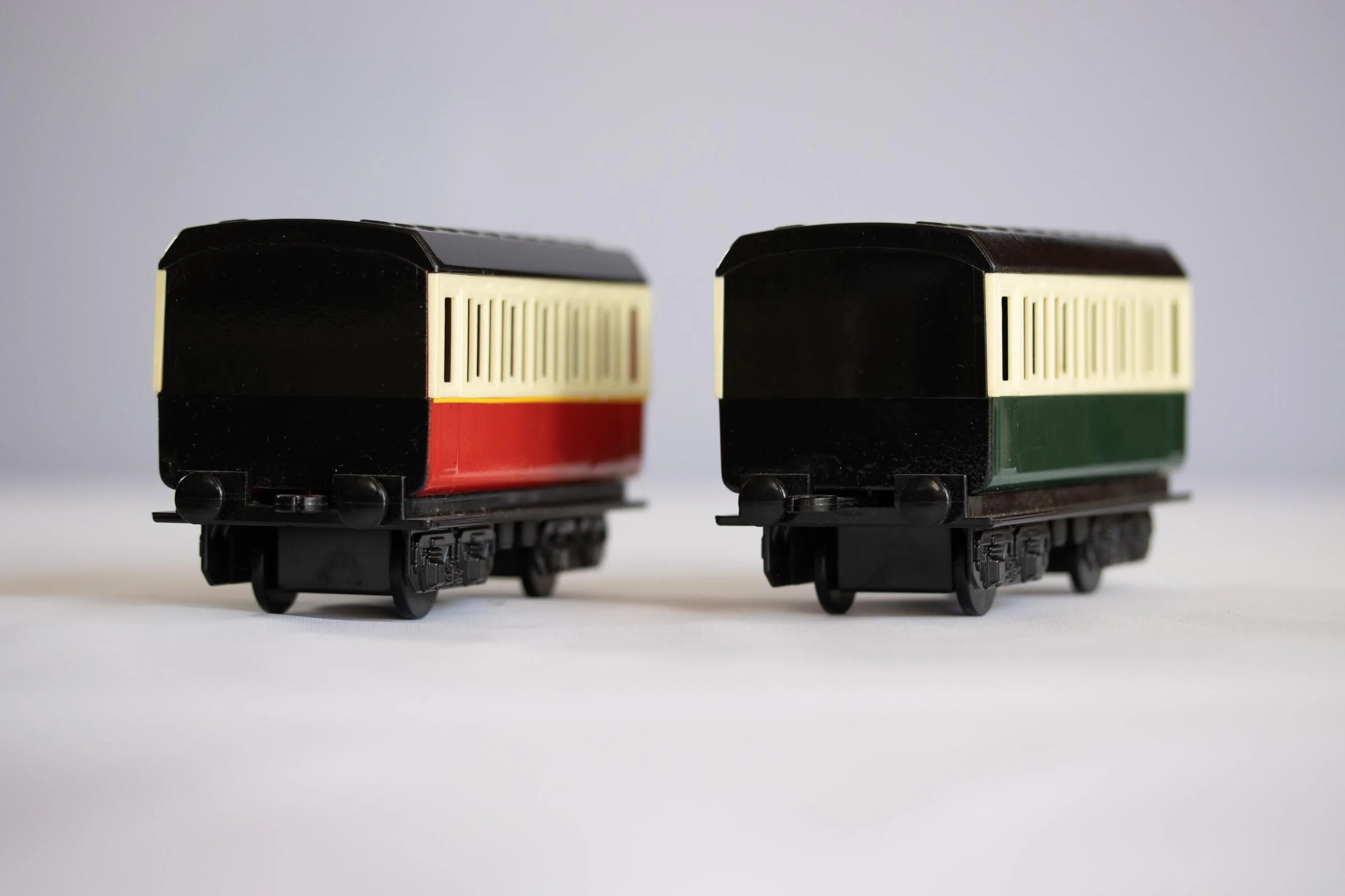 Thomas And Friends Gordon Express Coaches