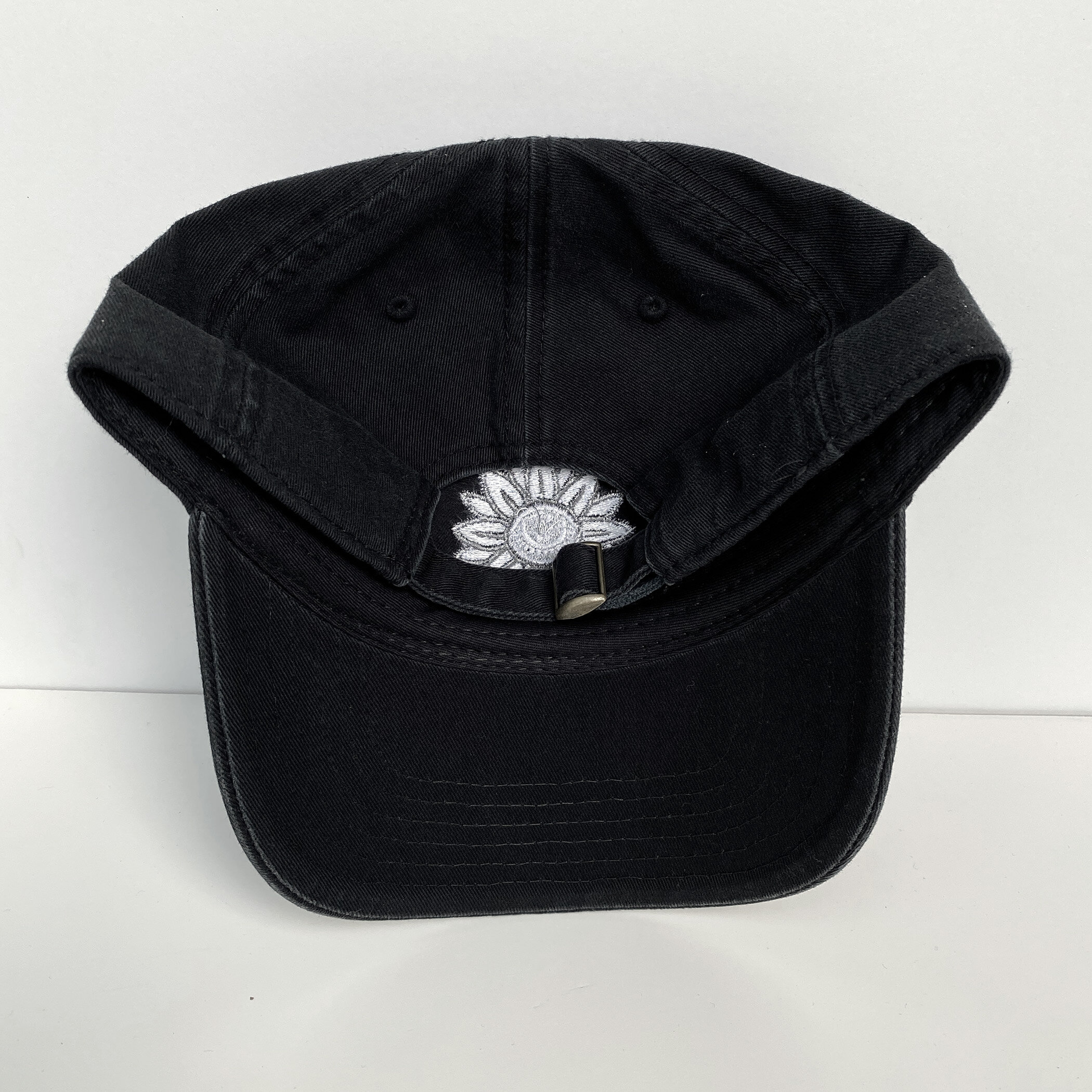 strapbackhat.jpg